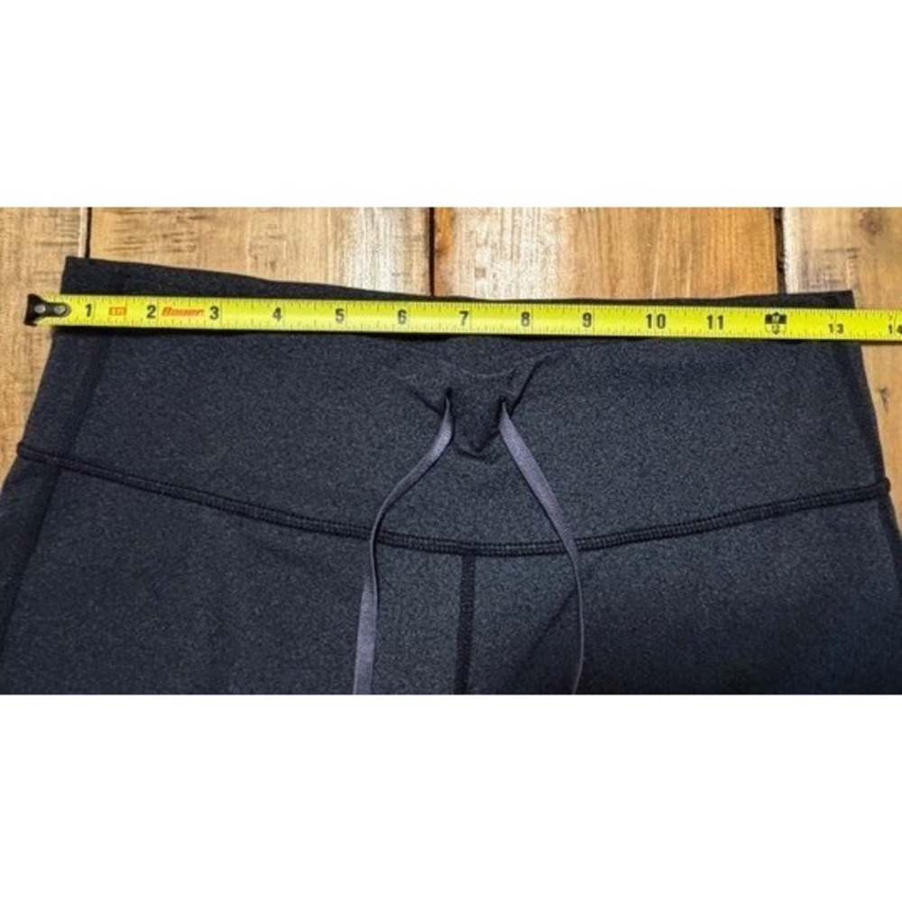 Lululemon Heathered Gray Relaxed Fit Crop Pants Drawstring Back Zip Pocket 6/8 - Picture 6 of 7